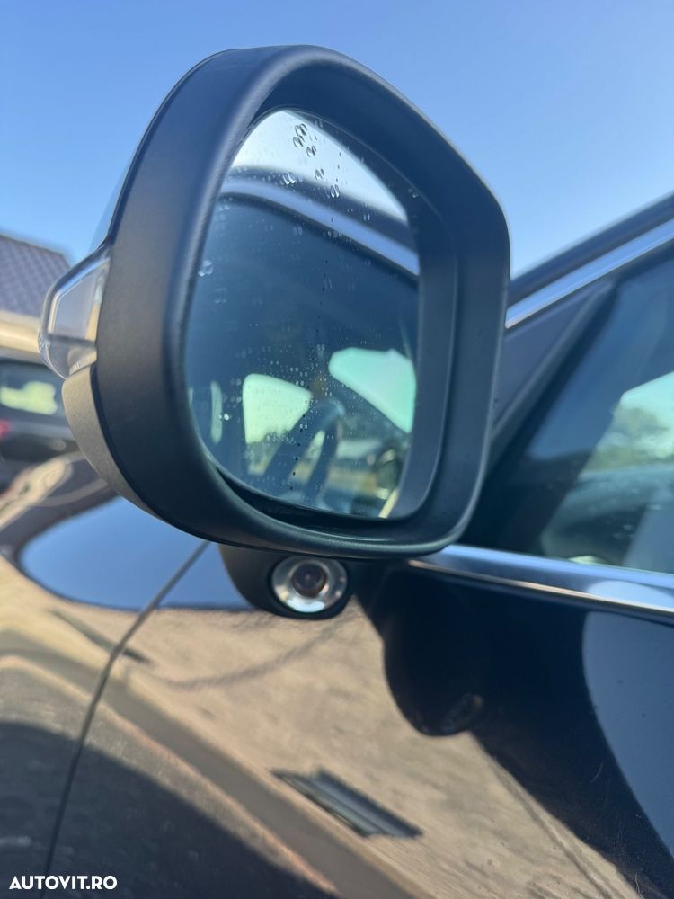 Volvo V60 D5 Geartronic Summum - 17