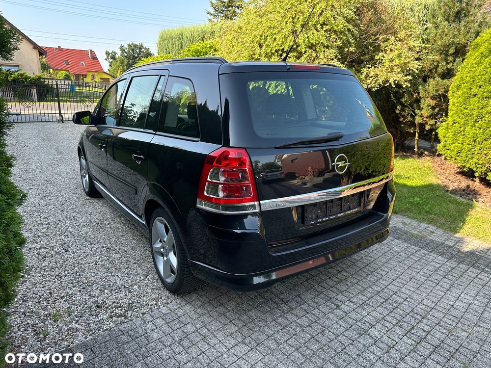 Opel Zafira - 4