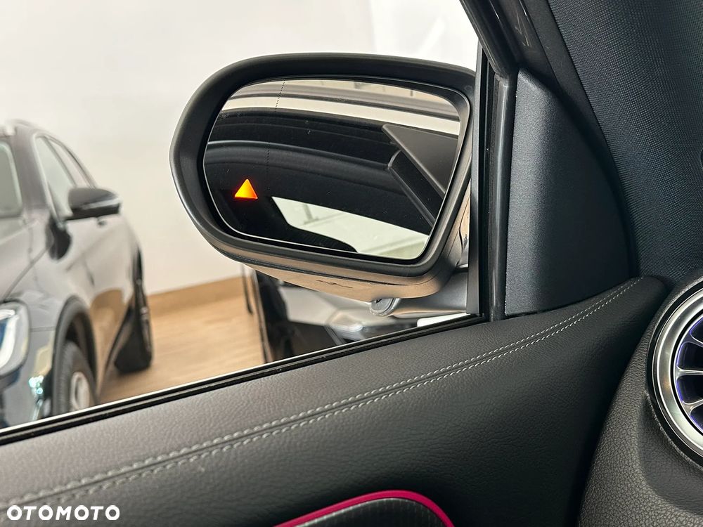 Mercedes-Benz EQB 250 66.5kWh Progressive - 32