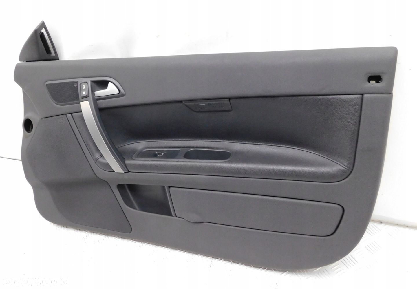 BOCZEK PRAWY 30633348 - VOLVO C70 II EU - 3