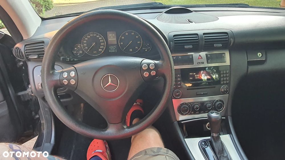 Mercedes-Benz Klasa C 200 Kompressor Automatik - 11