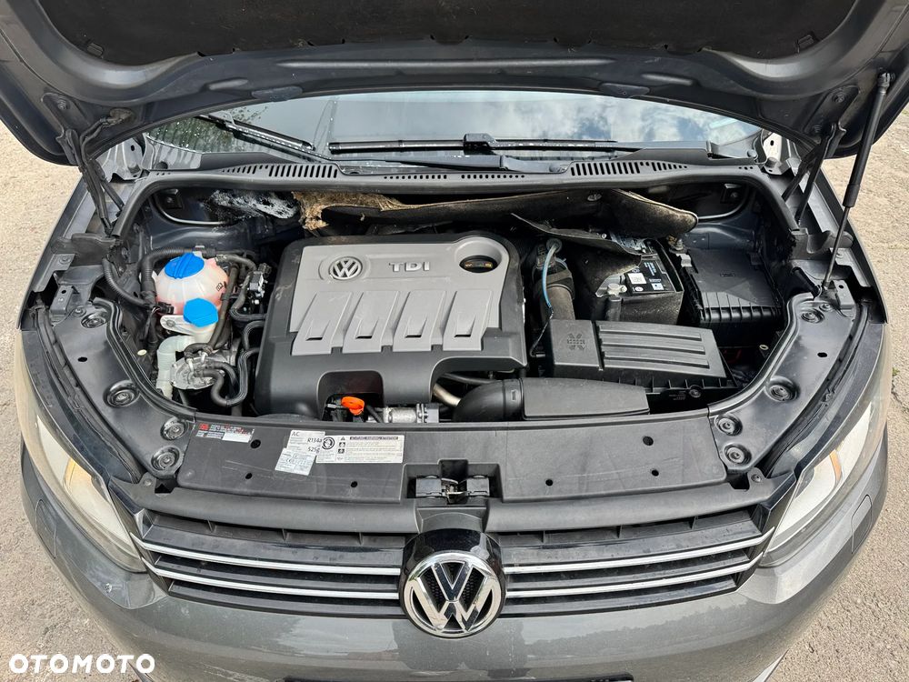 Volkswagen Touran - 13