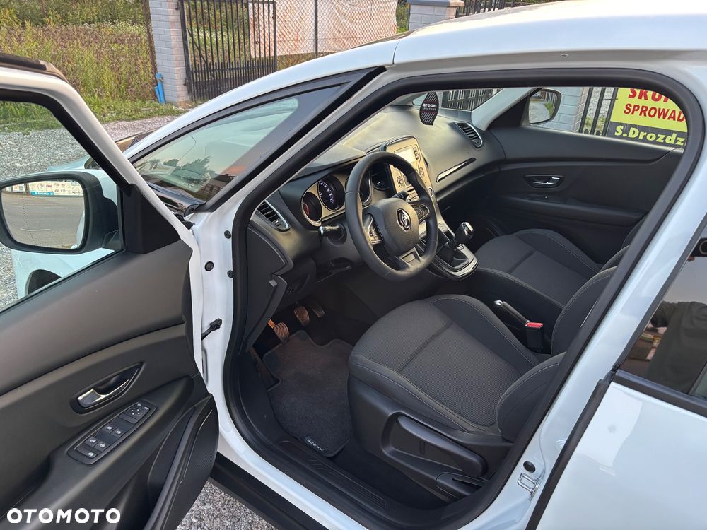 Renault Scenic - 6
