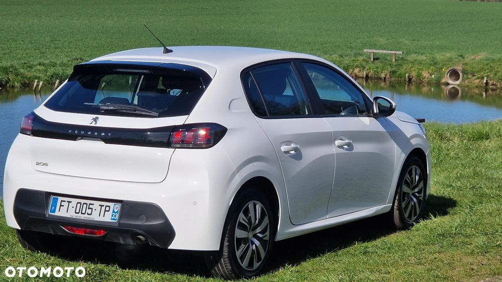 Peugeot 208 PureTech 75 Allure - 14