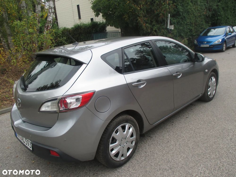 Mazda 3 - 5