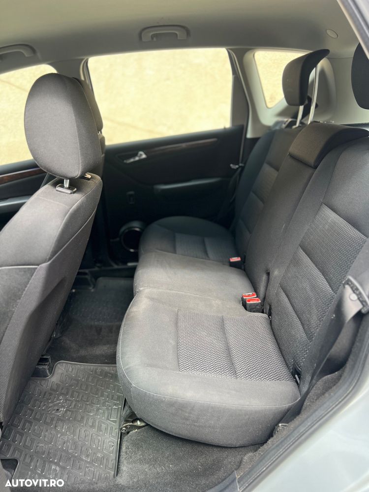 Mercedes-Benz A 180 - 16