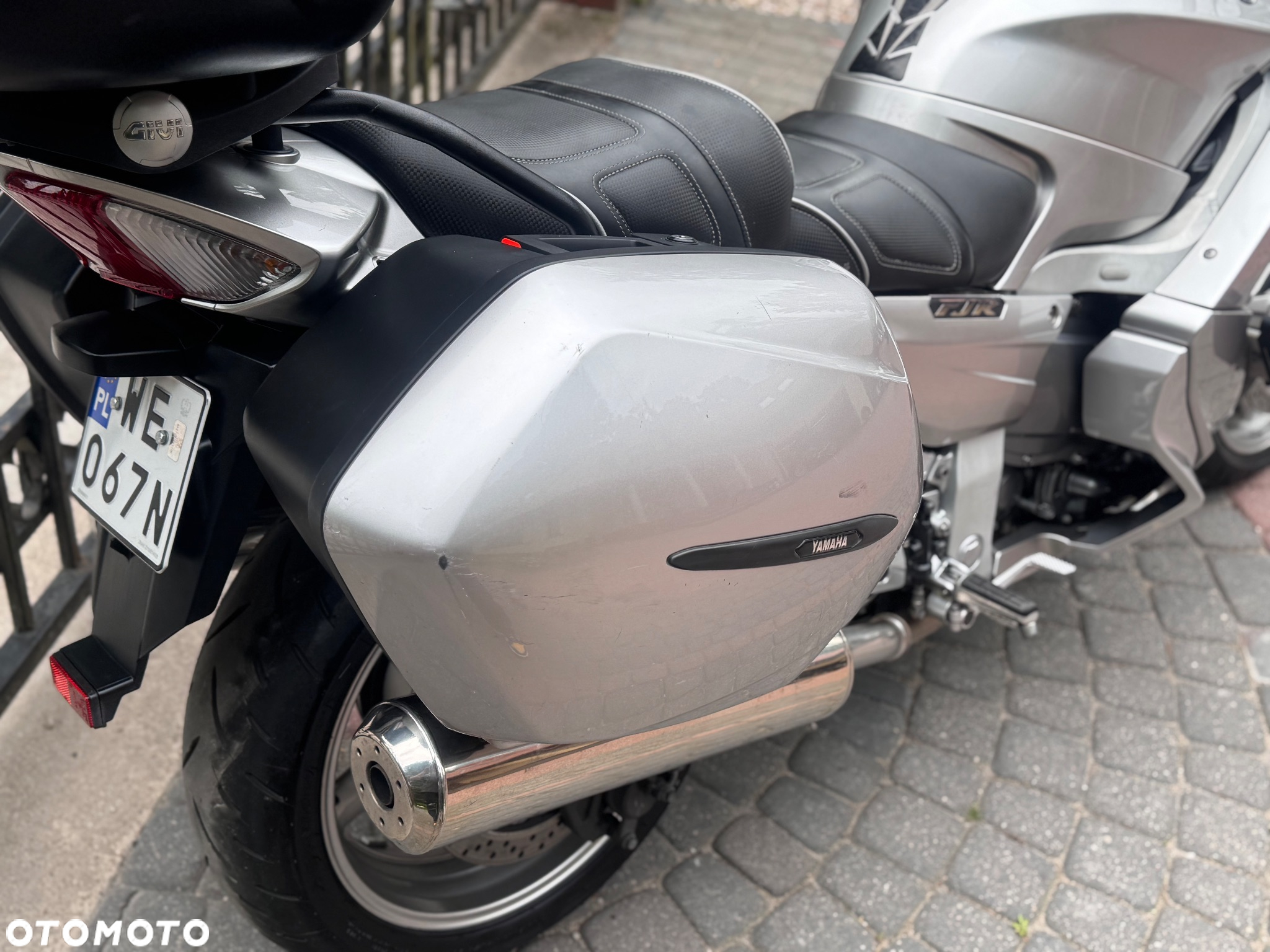 Yamaha FJR - 28