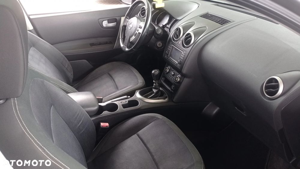 Nissan Qashqai 2.0 dCi Tekna - 34