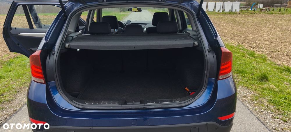 BMW X1 sDrive16d xLine - 10