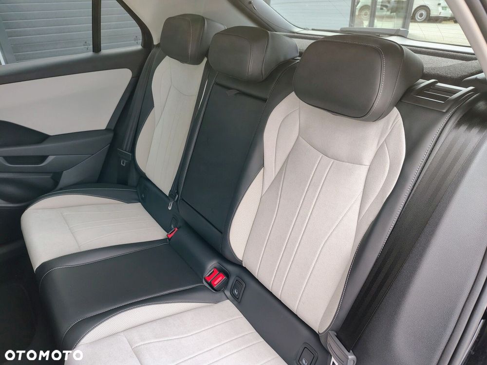 Volkswagen T-Roc - 27