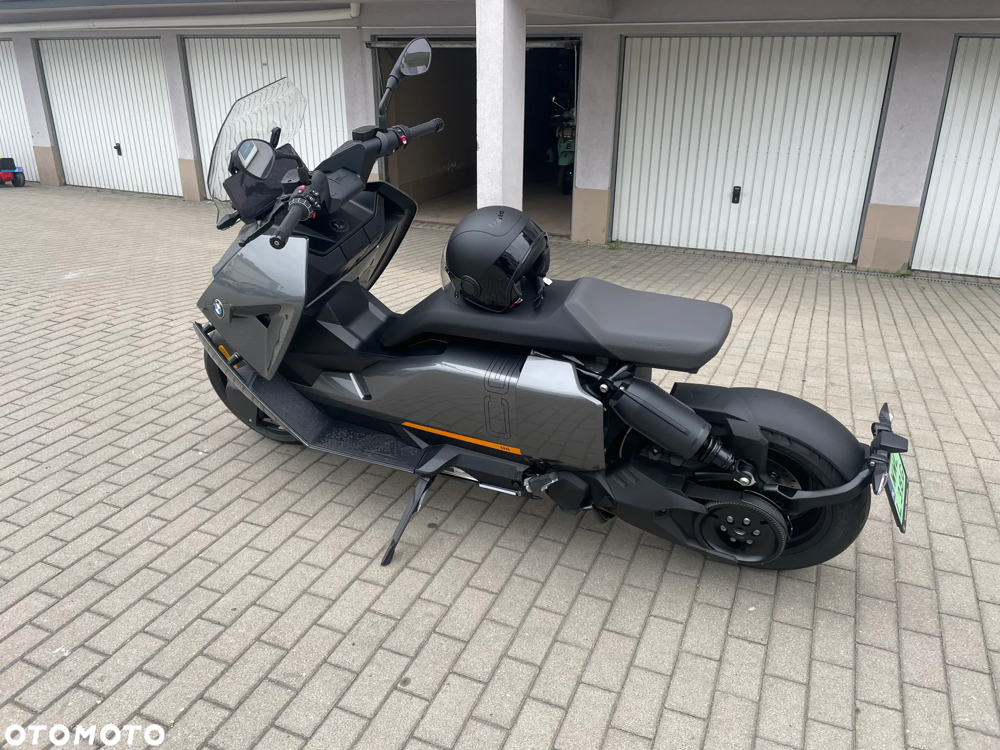 BMW CE 04 - 3