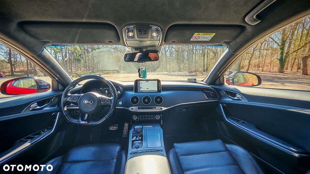 Kia Stinger 2.0 T-GDI GT Line - 11