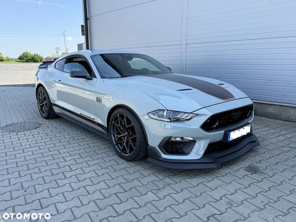 Ford Mustang - 3