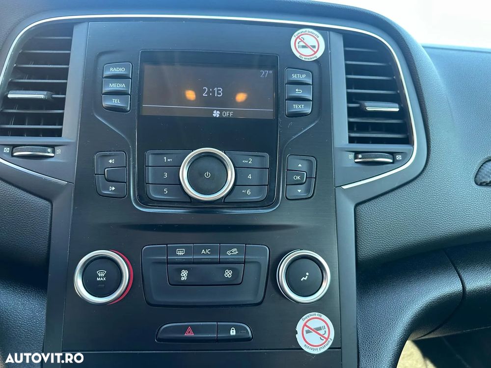 Renault Megane TCE 114 GPF Life - 8