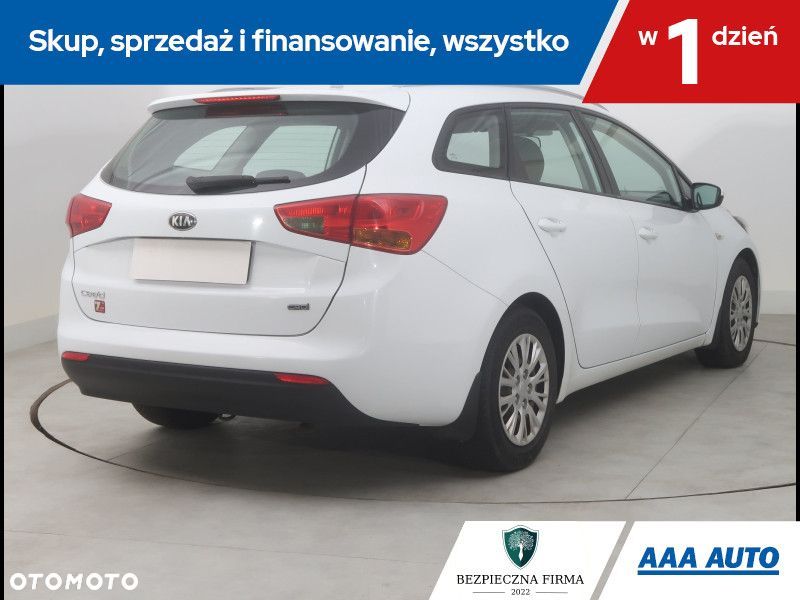 Kia Ceed - 6