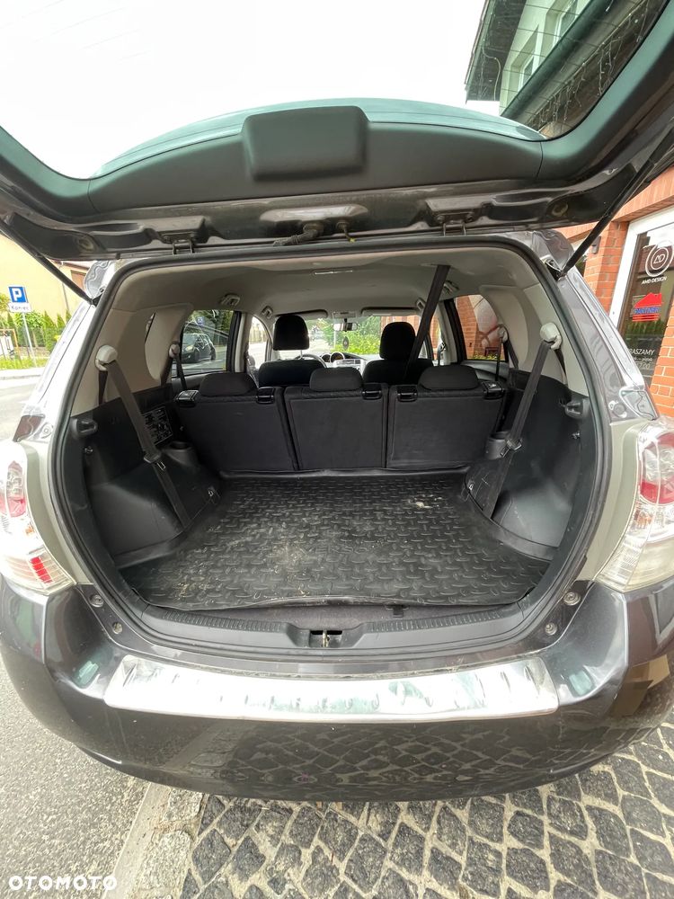 Toyota Corolla Verso 2.0 D-4D Sol - 12