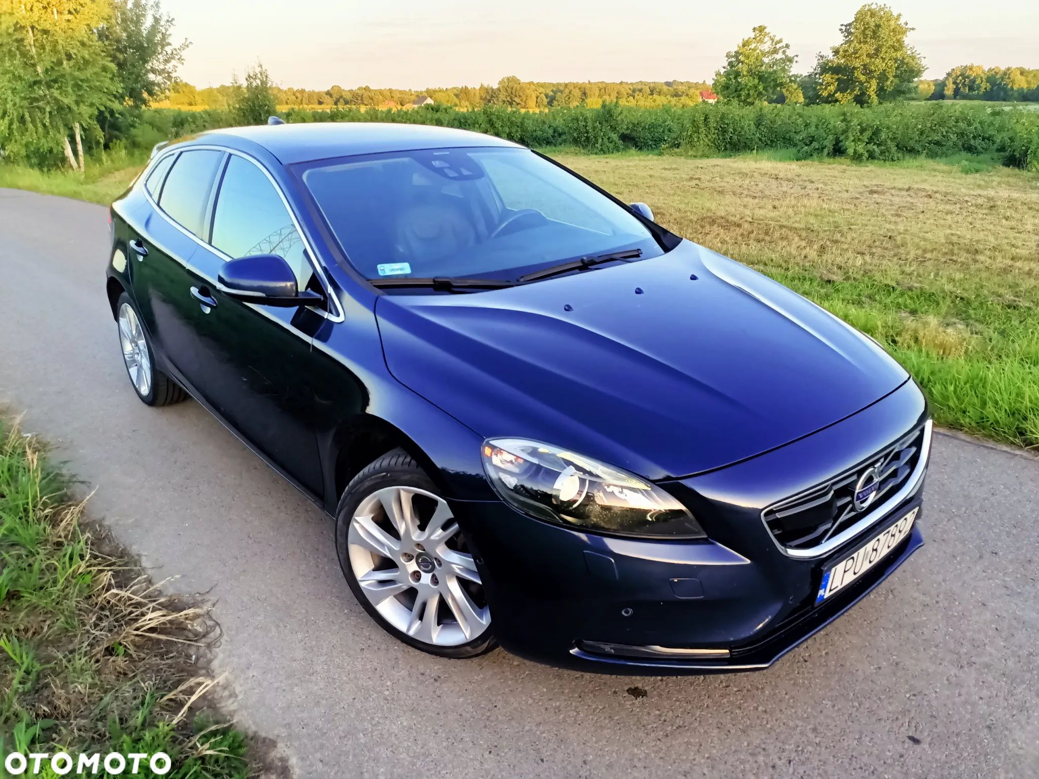 Volvo V40 D4 Geartronic Summum - 1