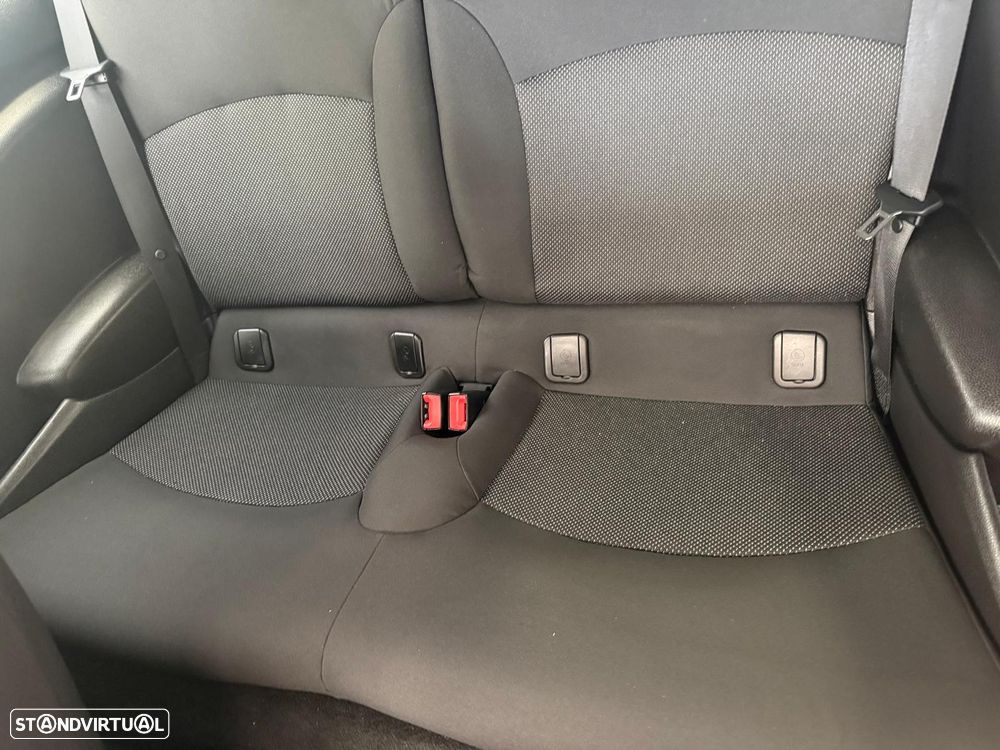 MINI 3 Portas Cooper D - 8