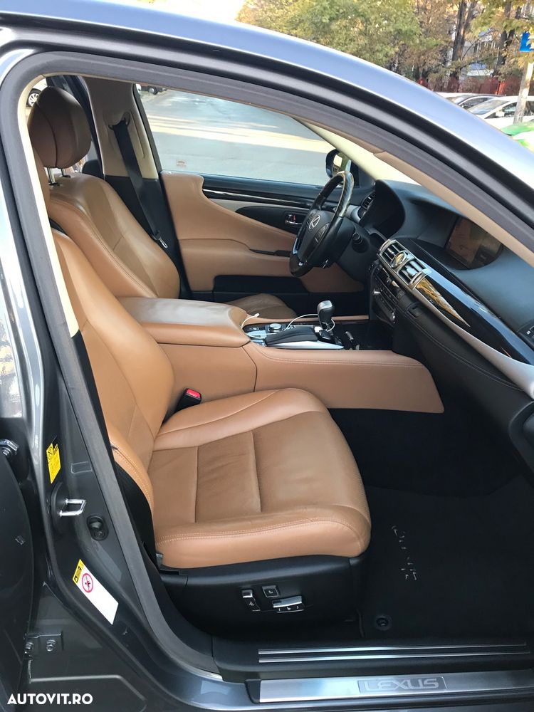 Lexus Seria LS 600h - 9