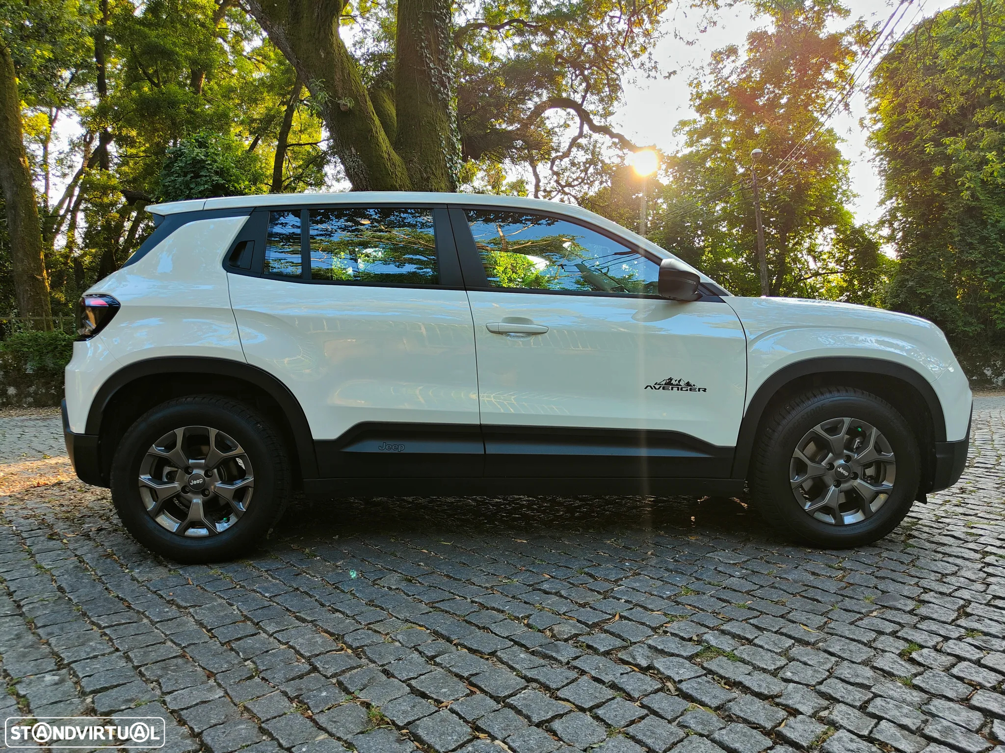 Jeep Avenger 54 kWh Longitude - 15
