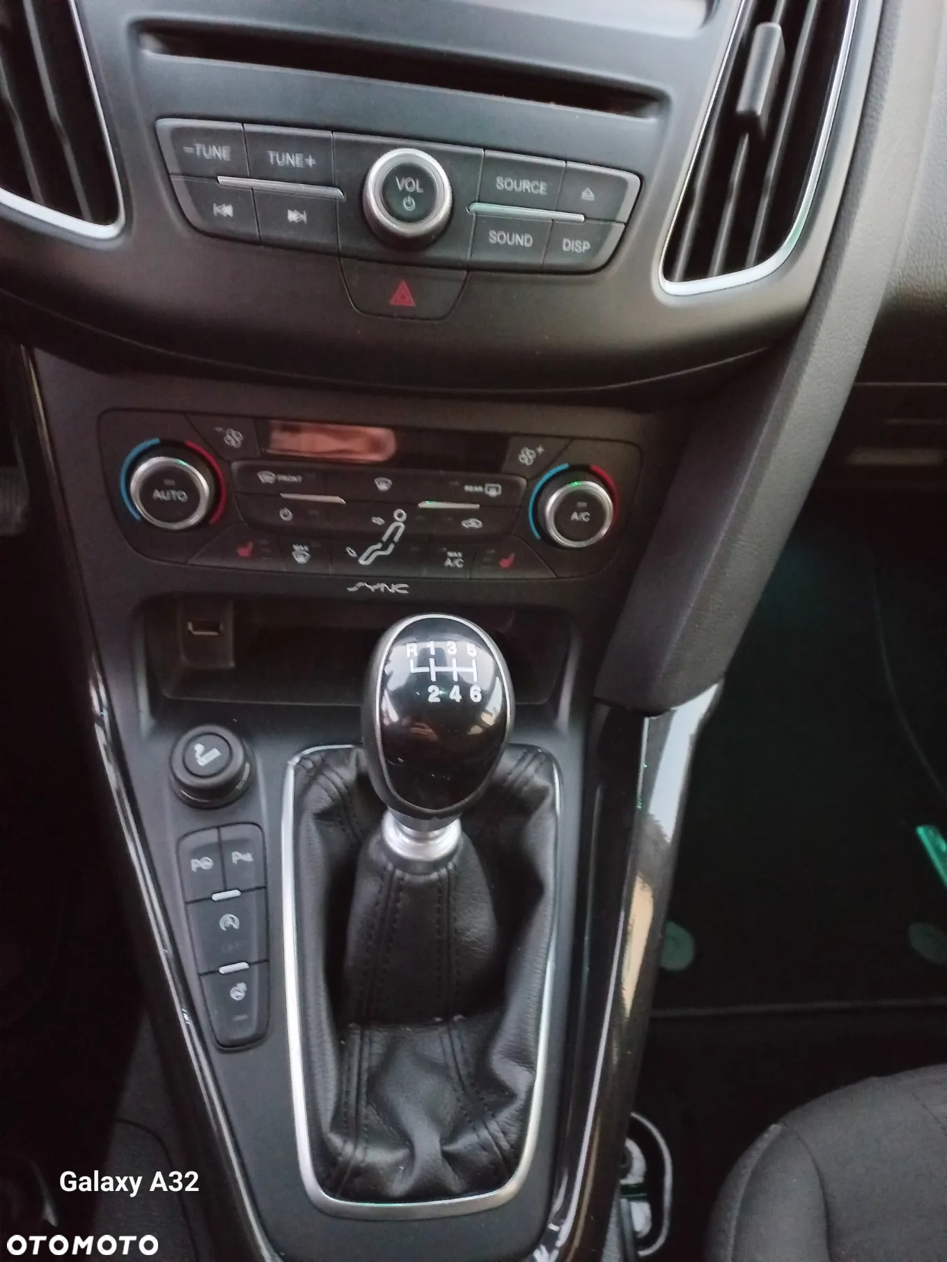 Ford Focus - 12
