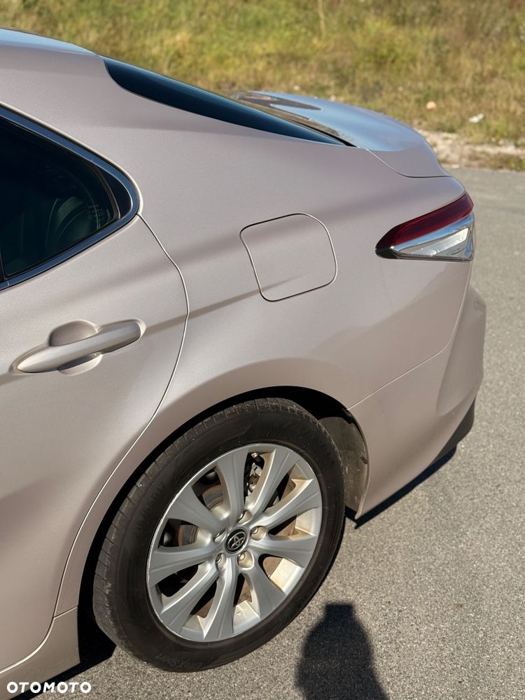 Toyota Camry 2.5 Hybrid Dynamic Force Executive e-CVT - 12