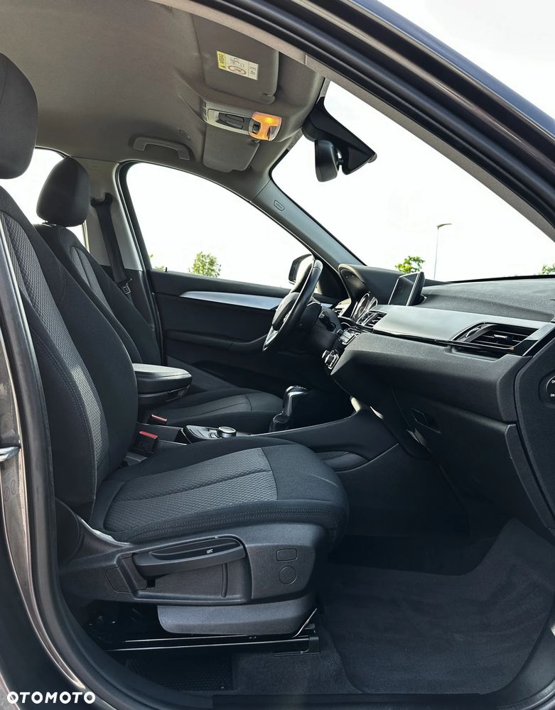 BMW X1 xDrive25e Sport Line - 23