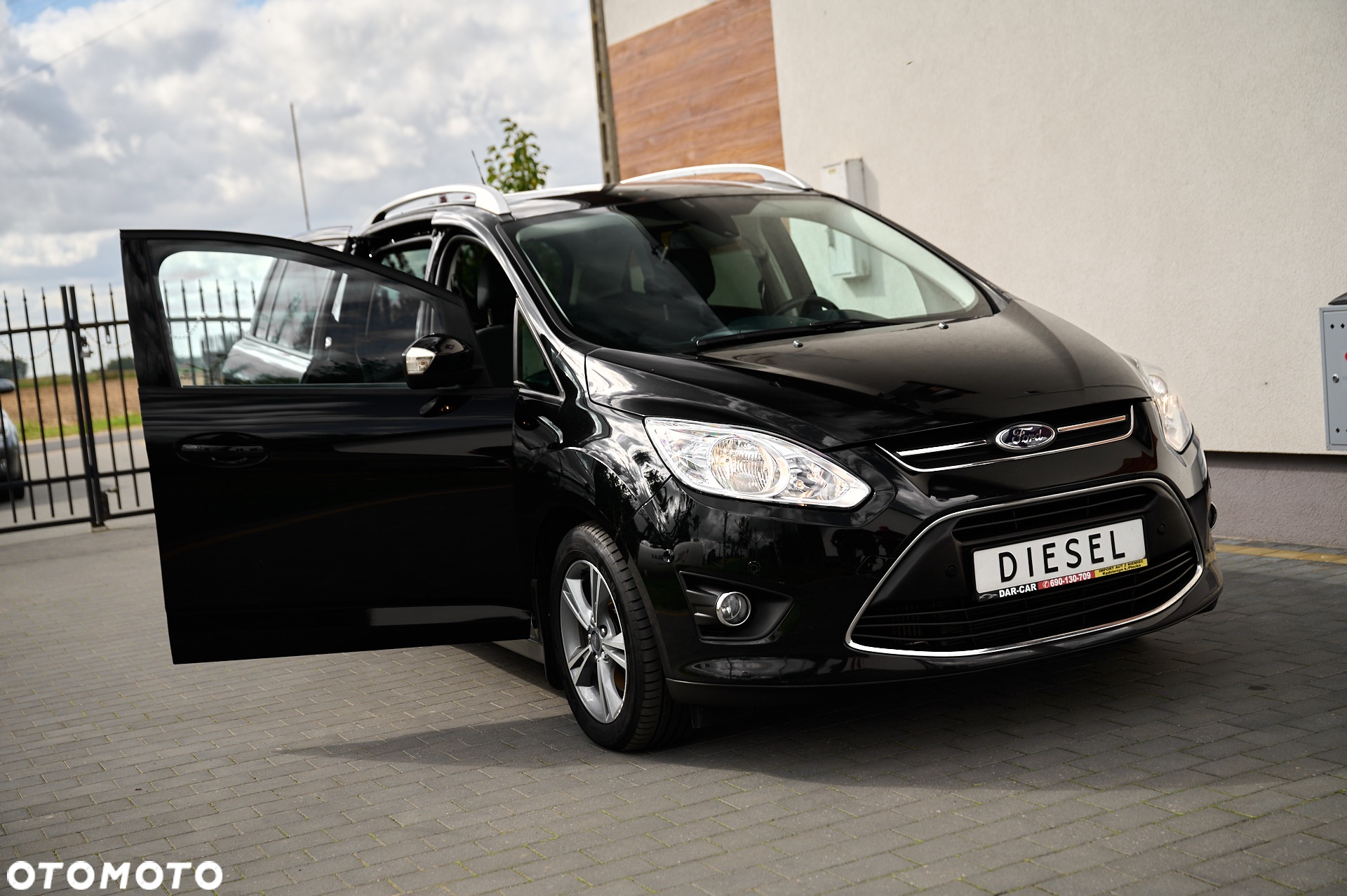 Ford Grand C-MAX - 18