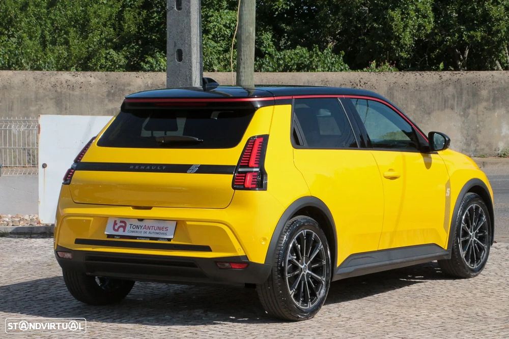 Renault 5 E-Tech - 3