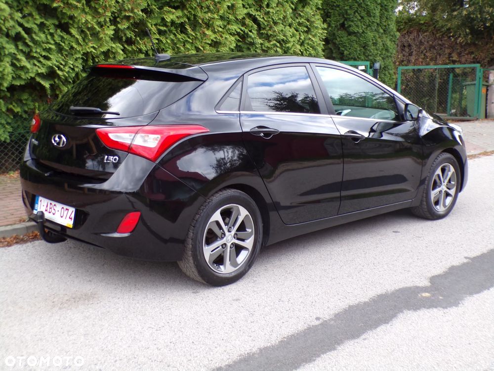 Hyundai i30 1.6 CRDi BlueDrive Comfort - 14