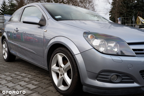 Opel Astra III GTC 1.7 CDTI Sport