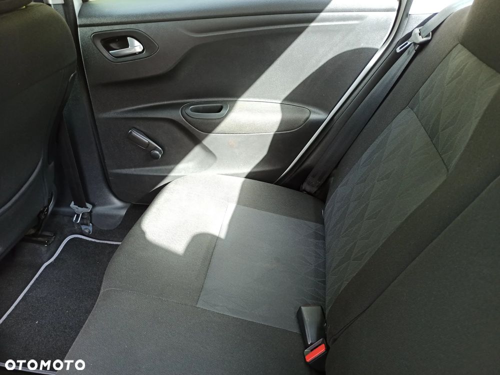 Citroën C-Elysée - 23