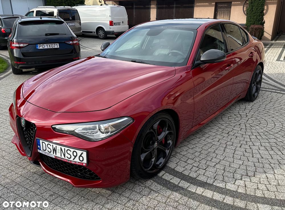 Alfa Romeo Giulia 2017 photo 2