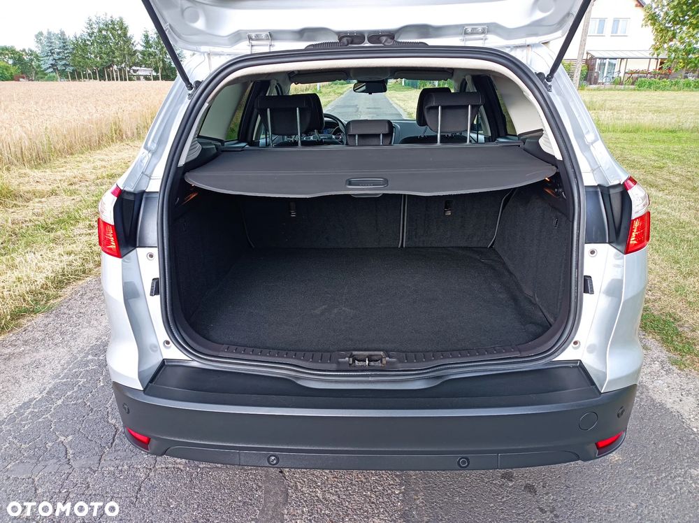 Ford Focus 1.6 TDCi DPF SYNC Edition - 22