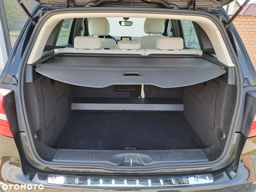 Mercedes-Benz Klasa B 180 (BlueEFFICIENCY) - 37