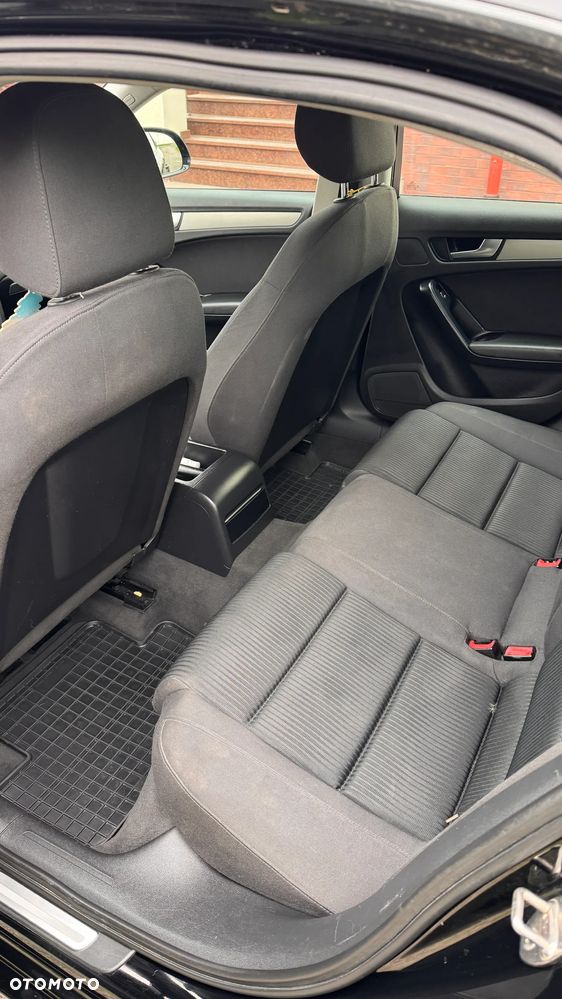 Audi A4 Limousine 2.0 TDI - 7