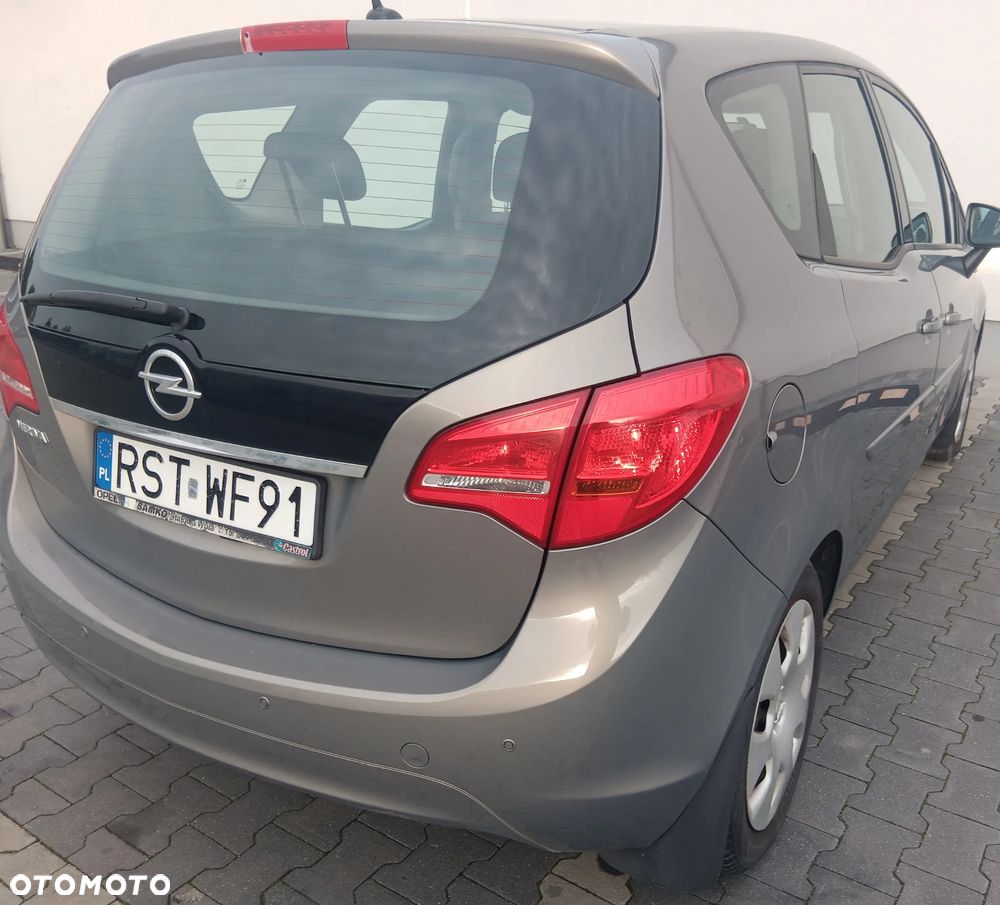 Opel Meriva - 11