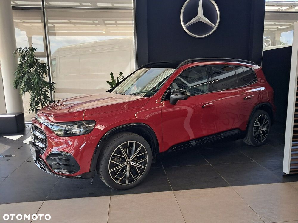 Mercedes-Benz GLB - 12
