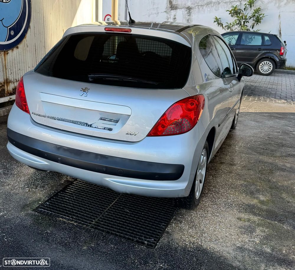 Peugeot 207 1.6 HDi Sport - 6