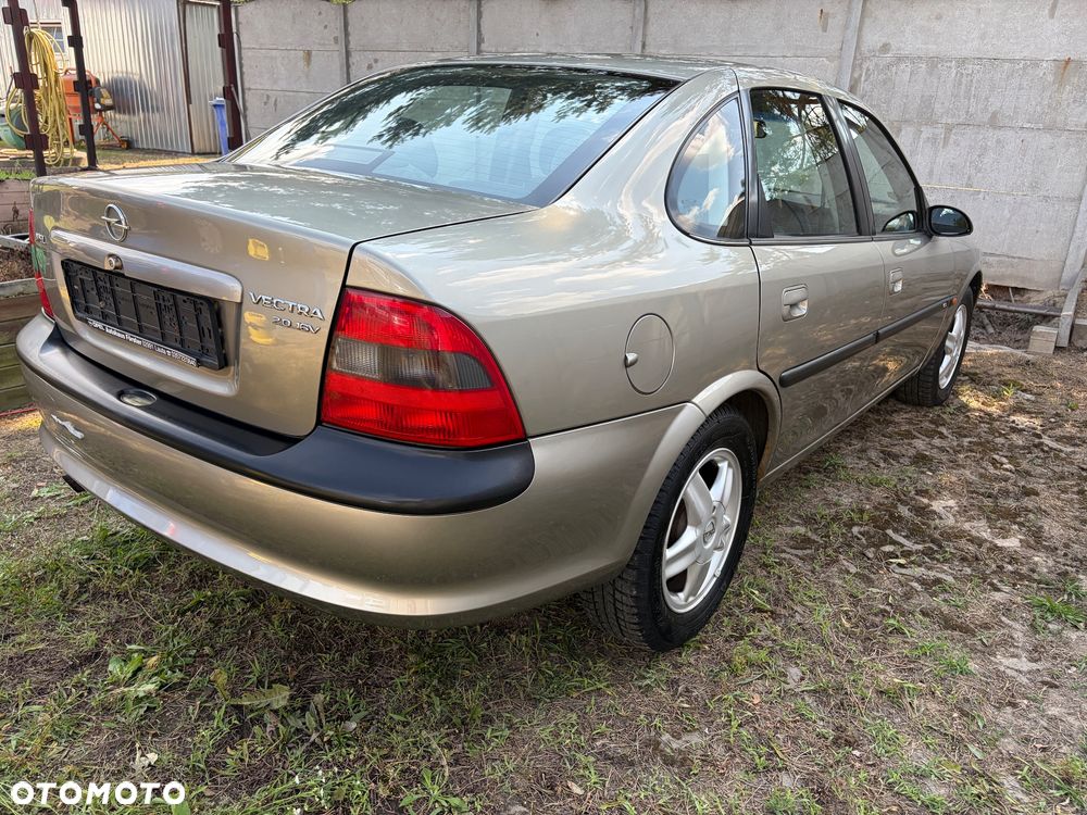 Opel Vectra 2.0 CD - 4