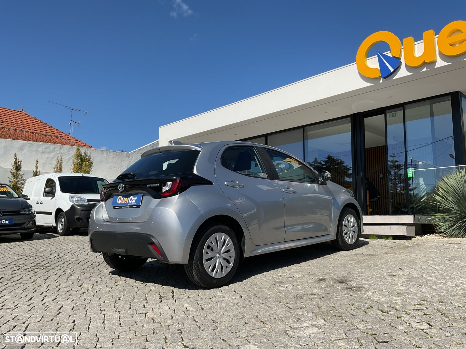 Toyota Yaris - 10