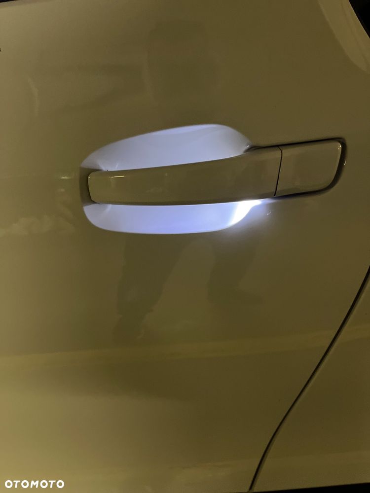 BMW i3 (60 Ah) - 17