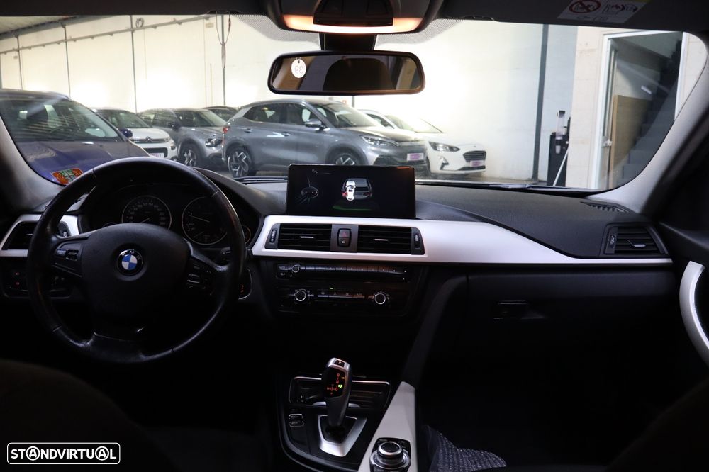 BMW 318 d Aut. Blue Performance Modern Line - 11