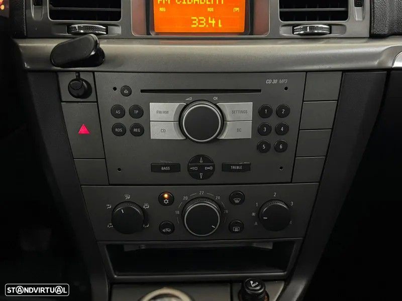 Opel Vectra Caravan 1.9 CDTi Executive - 34