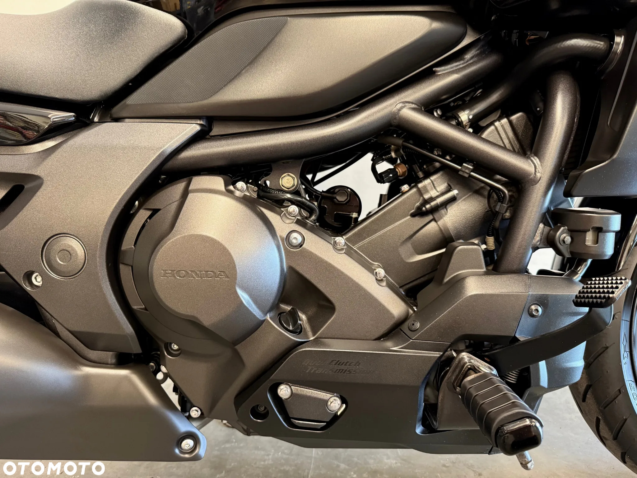 Honda CTX - 19