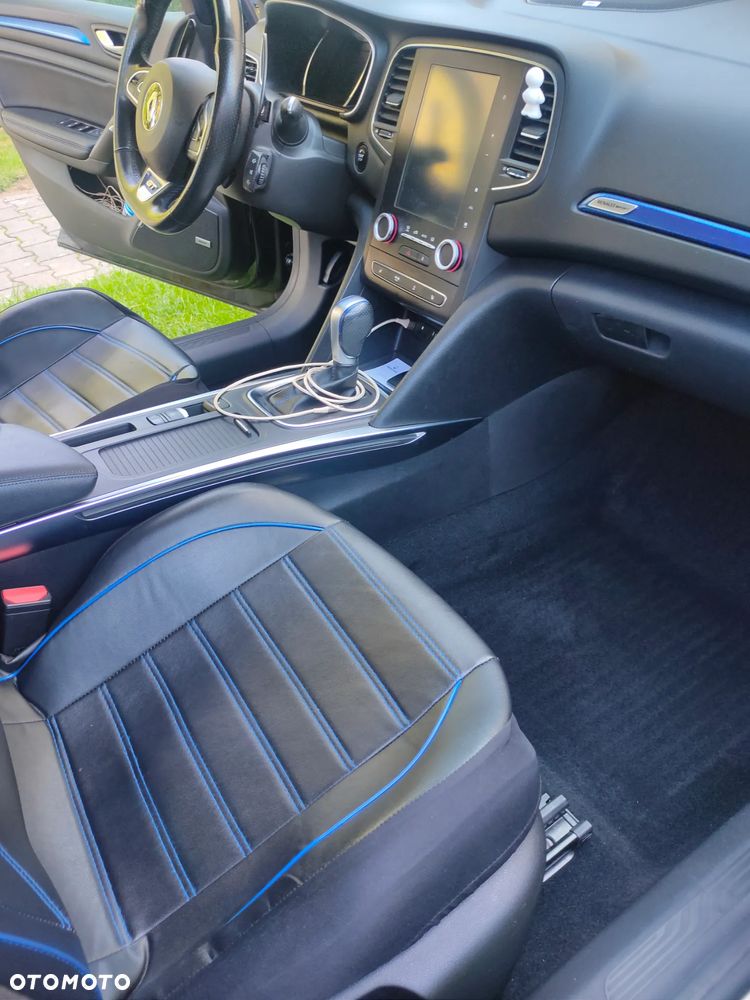 Renault Megane - 11