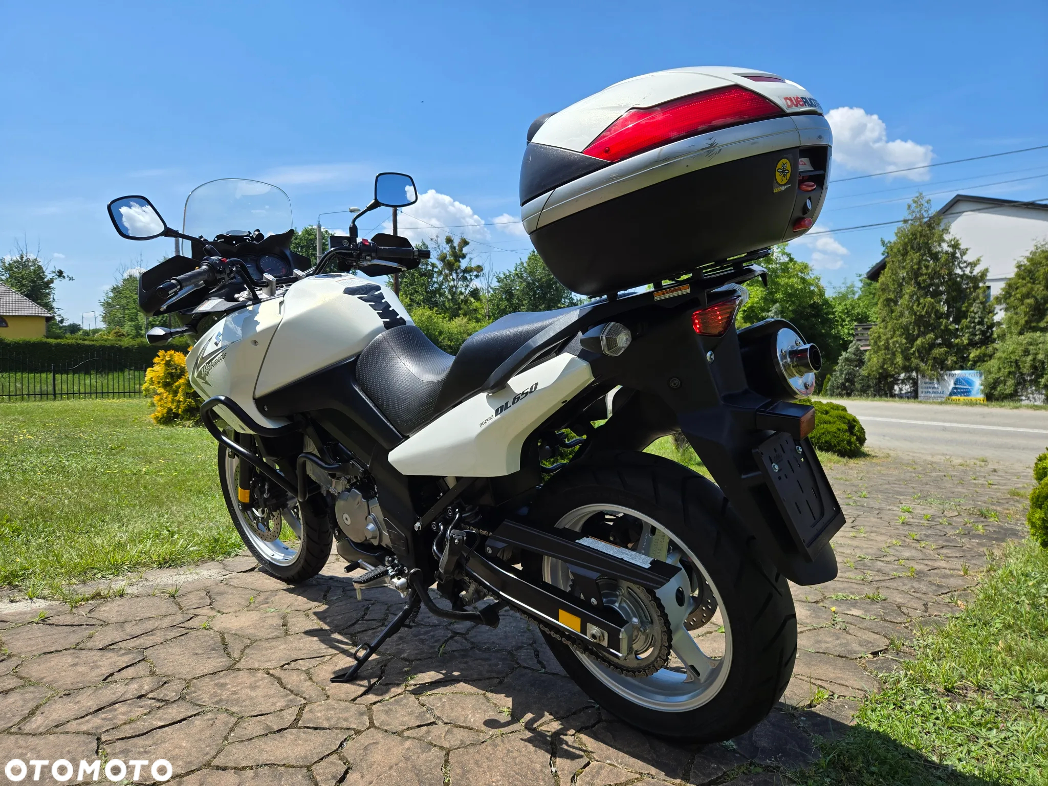 Suzuki V-STROM - 6