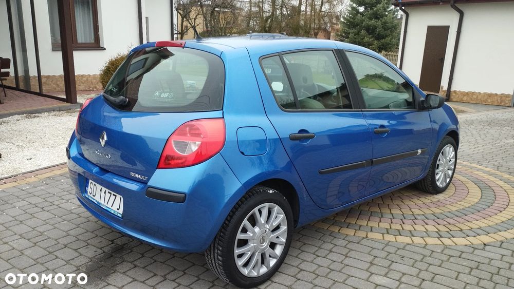 Renault Clio - 3