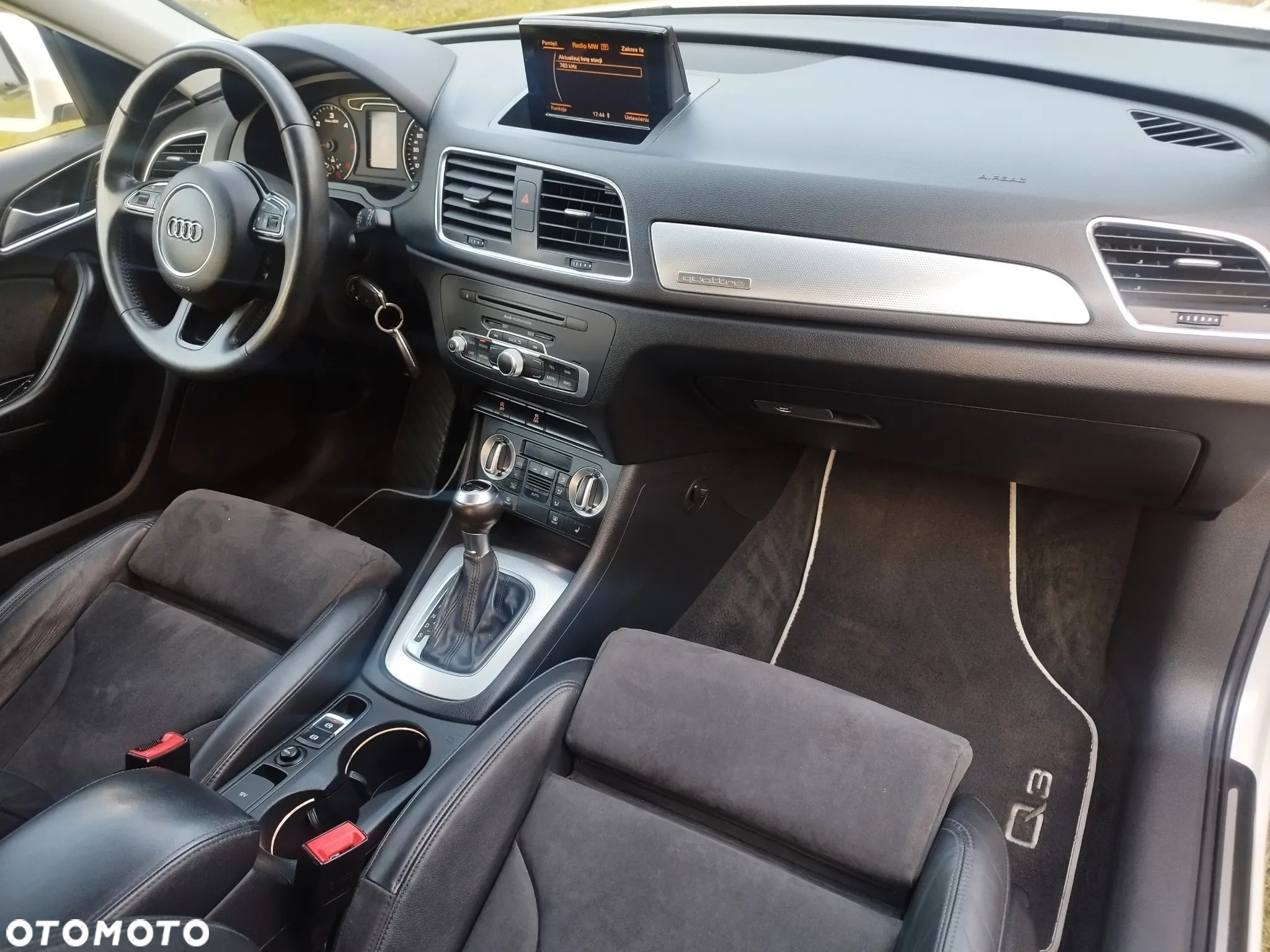 Audi Q3 2.0 TDI Quattro S tronic - 14