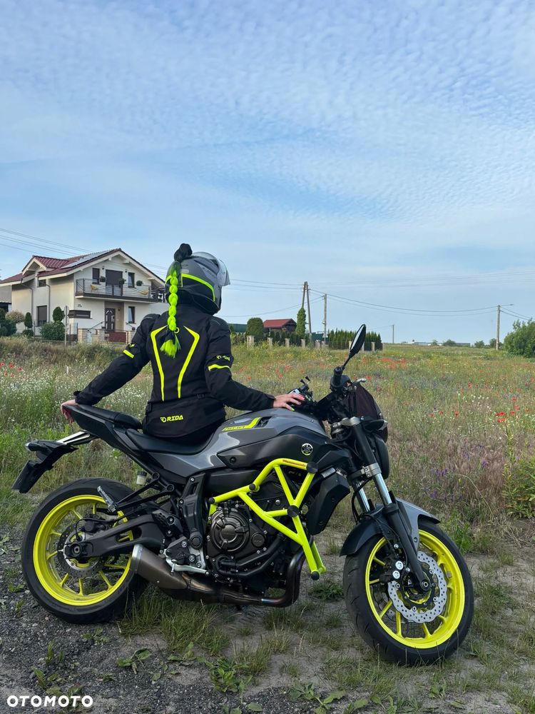 Yamaha MT - 1